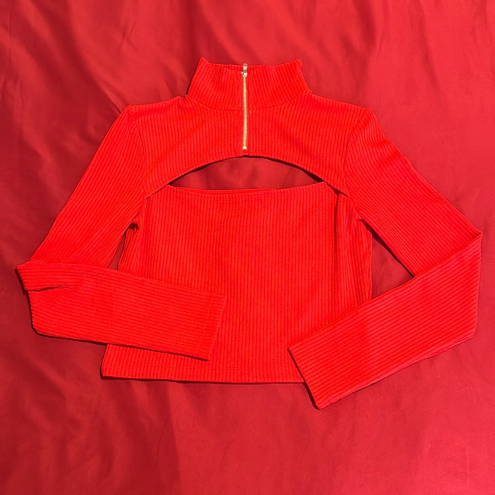 H&M cutout top